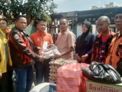 Jumat Barokah, Pewarta dan PAC PP Medan Area Bantu Korban Kebakaran