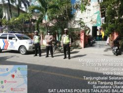 Personil Polres Tanjung Balai Dengan Humanis Himbau Warga/Jemaat gereja Laksanakan Vaksin Dosis 1, 2 Dan Dosis 3 (boster) di GOR Polres Tanjung Balai