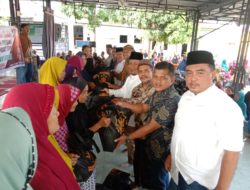 Pembina DPP Pujakesuma Komjen Pol Drs. Agus Andrianto Salurkan 10.000 Paket Sembako Ramadhan 1443 H