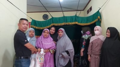 Dosen UMSU Meninggal, Ketua Pewarta Melayat dan Berikan Santunan