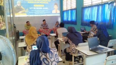 Tingkatkan Kompetensi Pendidik, Guru di SDN Jambu gelar In House Training Tentang Kurikulum Merdeka