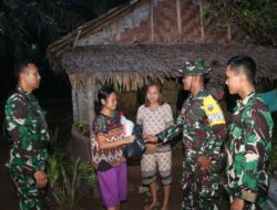 Latihan Taktis Tingkat Kompi Yonif Raider 100/PS, Salurkan Sembako Pada Warga Dusun Grigit