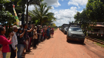 Prajurit Satgas Yonif 123/Rajawali Mendapat Tempat di Hati Rakyat Papua