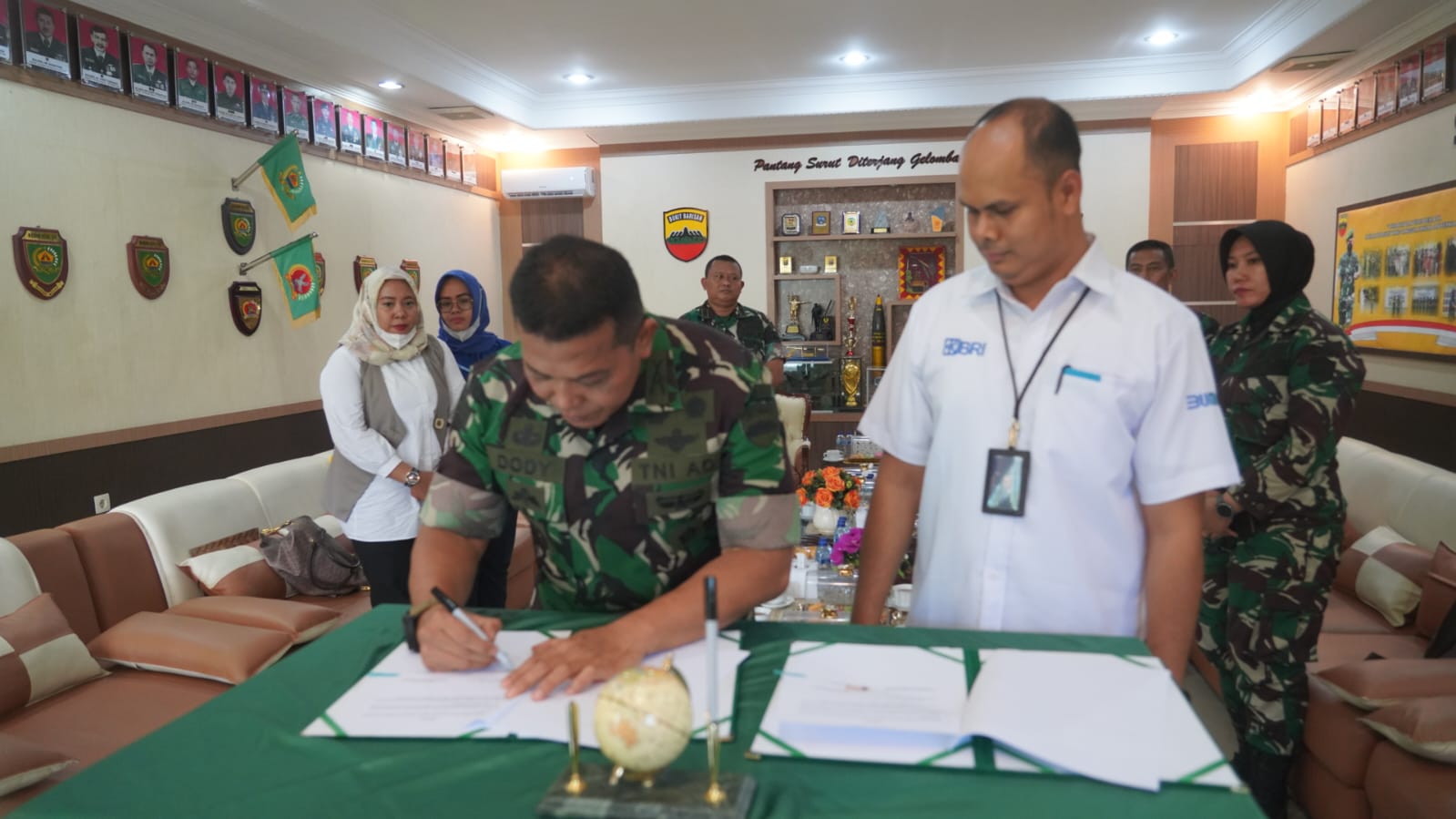 Korem 023/KS Tandatangan Kerma Dan MoU PKS Tunkin Bersama BRI Cab Sibolga 