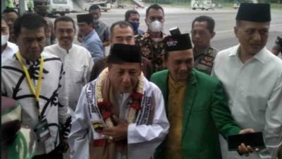 Ketua Forkolimat Sambut Kedatangan Habib Lutfi Bin Yahya
