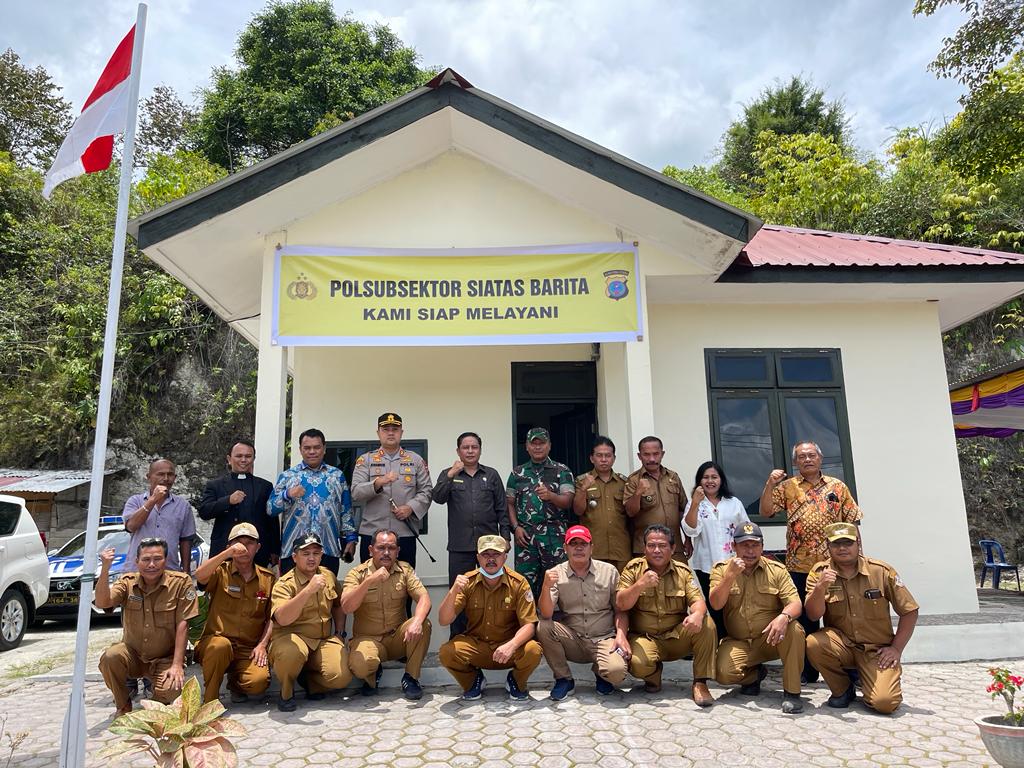 Kapolres Taput Kukuhkan Polsubsektor Siatas Barita Untuk Memberikan Pelayanan Yang Lebih Baik Kepada Masyarakat