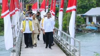 Resmikan Jembatan Gantung Wear Fair, Presiden: Penting Untuk Mobilitas Orang Dan Barang