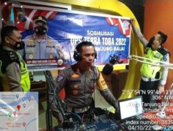 Sat Lantas Polres Tajung Balai Himbauan Kamseltibcarlantas Dalam Rangka Operasi Zebra Toba 2022 melalui siaran Radio Global 100.5 FM Tanjung Balai