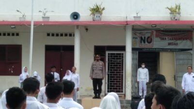 Sat Binmas Polrestabes Medan Jadi Pembina Upacara di SMA Tamsis