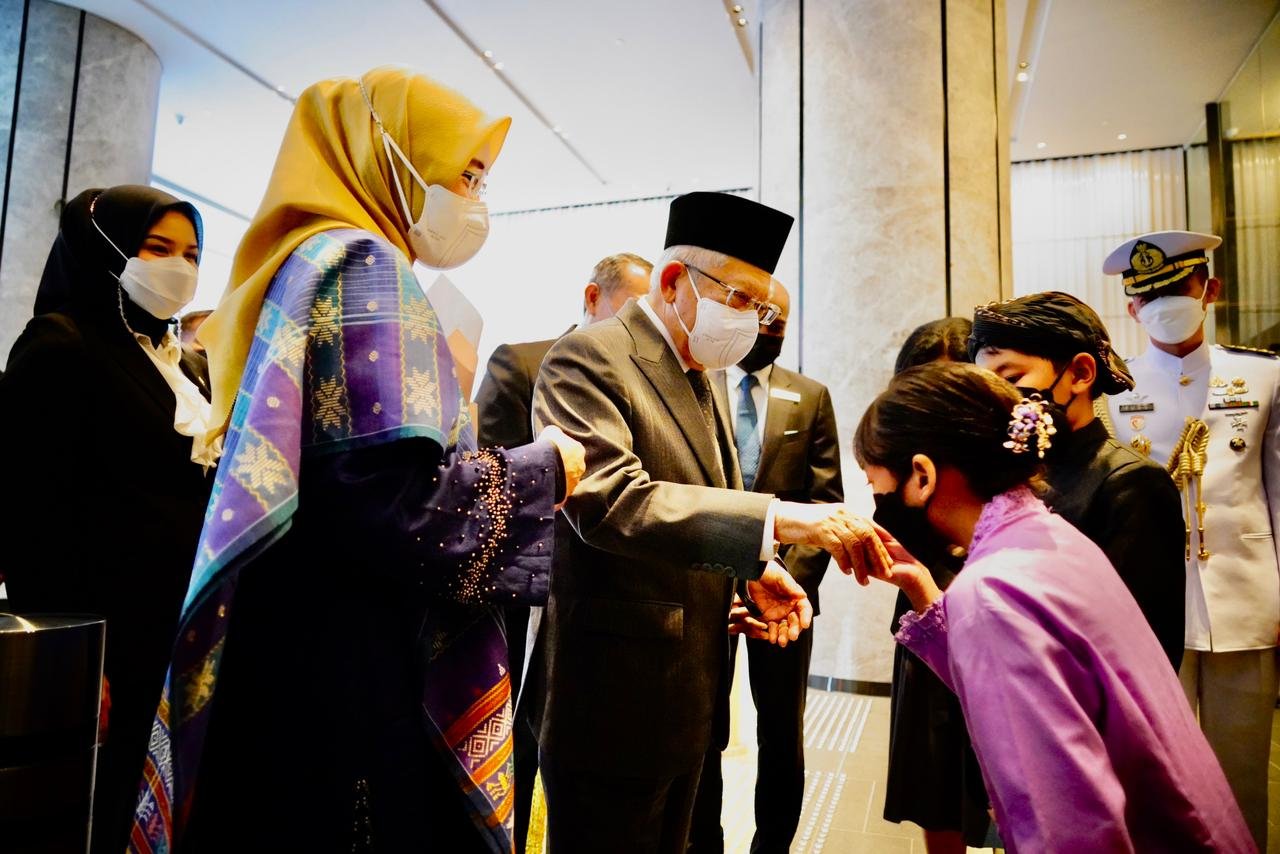 Sambutan Hangat Untuk Wapres Dari Anak Indonesia di Singapura