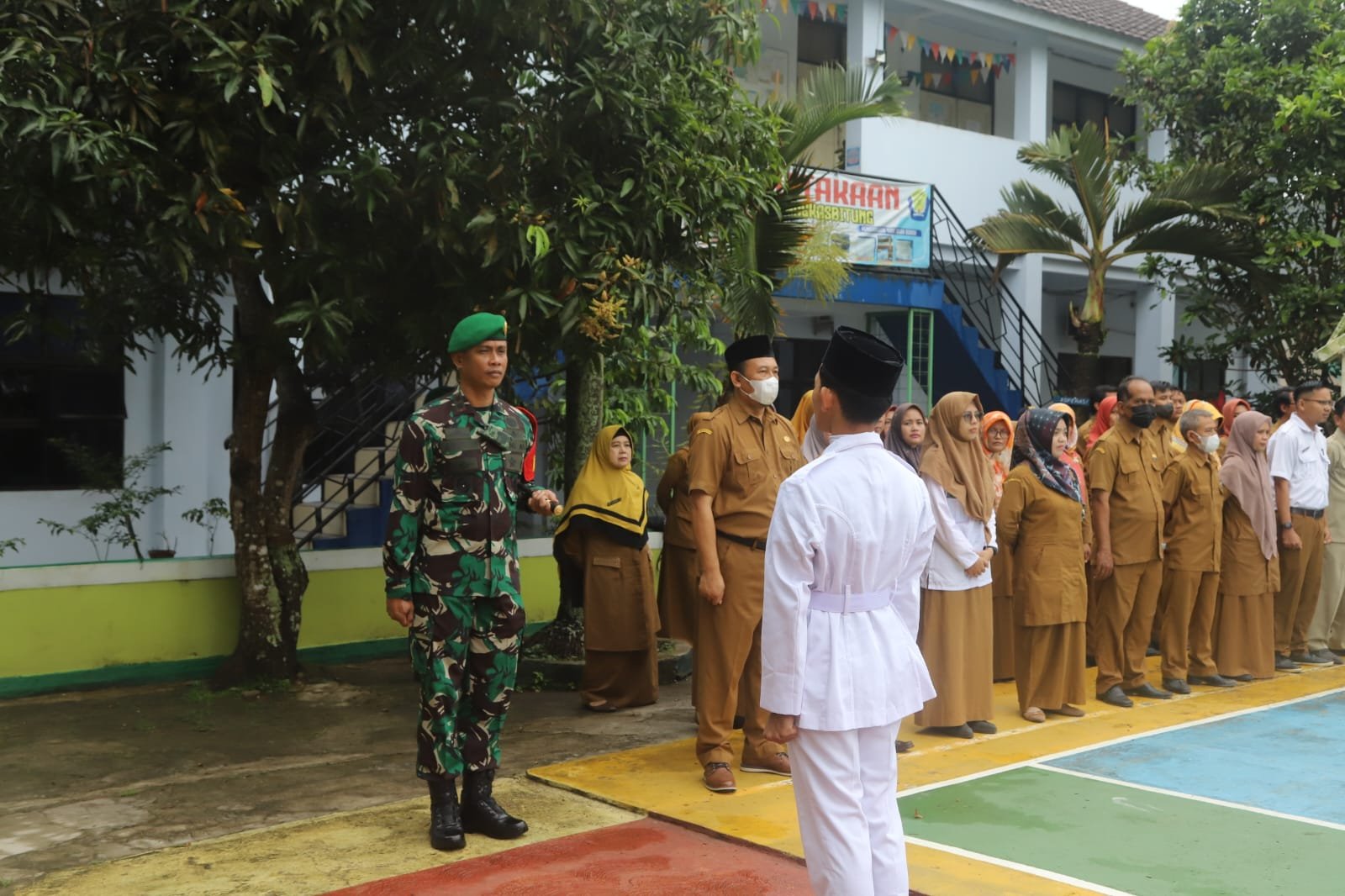 Dedikasi Dini Terhadap Generasi Penerus, Dandim 0603/Lebak Berikan Wawasan Kebangsaan Di SMAN 2 Rangkasbitung