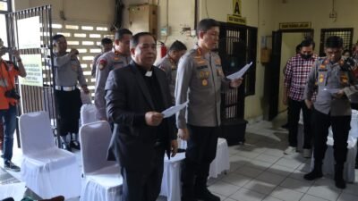 Kapolrestabes Medan Gelar Ibadah Ucapan Syukur Beserta Tahanan