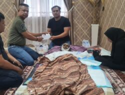 Wartawan Senior Medan Pos Meninggal, Ketua Pewarta Datang Melayat dan Berikan Santunan Duka