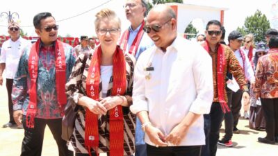 Bupati Taput Sambut Hangat Kunjungan Rombongan Ambassador Goes to Kampung KB Lake Toba di Hutaginjang