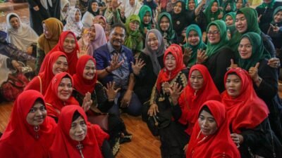 MT Khadijah Silaturahmi Dengan Komunitas Pendukung Anies Baswedan