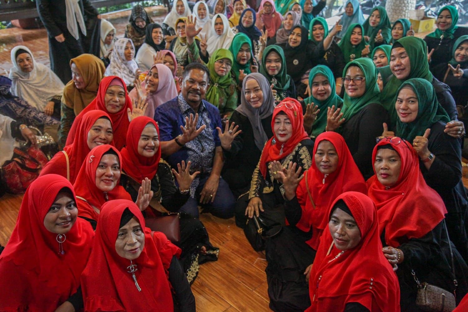 MT Khadijah Silaturahmi Dengan Komunitas Pendukung Anies Baswedan