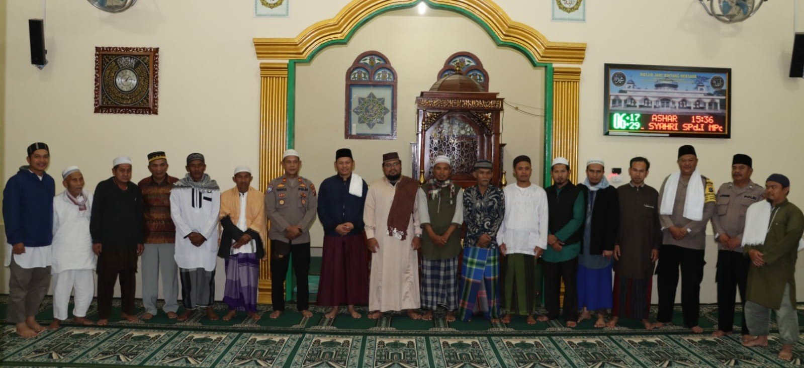 Subuh Keliling, Kapolres Dairi Sampaikan Pesan Kamtibmas Kepada Jemaah Mesjid Jami' Bintang Mersada Sidikalang