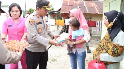 Wujud Kepedulian Polri, Kapolres Simalungun Gelar Pemberian Makanan Tambahan (PMT) Kepada 100 Anak Asuh Polres Simalungun