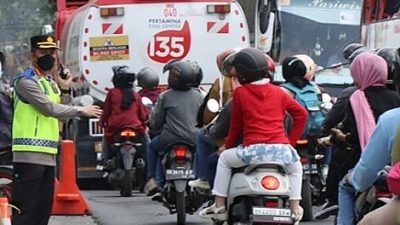 H+4 Lebaran, Kapolrestabes Medan Turun Atur Lalu Lintas di Jalur Wisata Medan-Berastagi