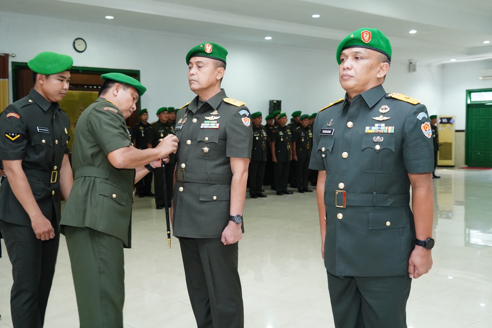 Sertijab Dirum Akmil dan Tradisi Warga Akademi Militer