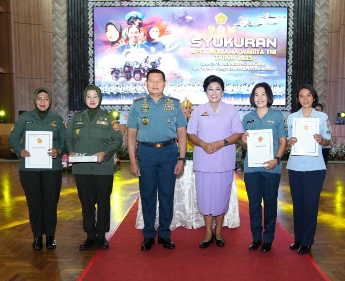 Ketum Dharma Pertiwi: Ukirlah Nama Wanita TNI Dengan Prestasi Gemilang