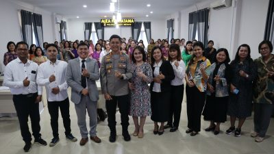 Kapolrestabes Medan Bersama Anggota Beragama Nasrani Lakukan Ibadah Bersama