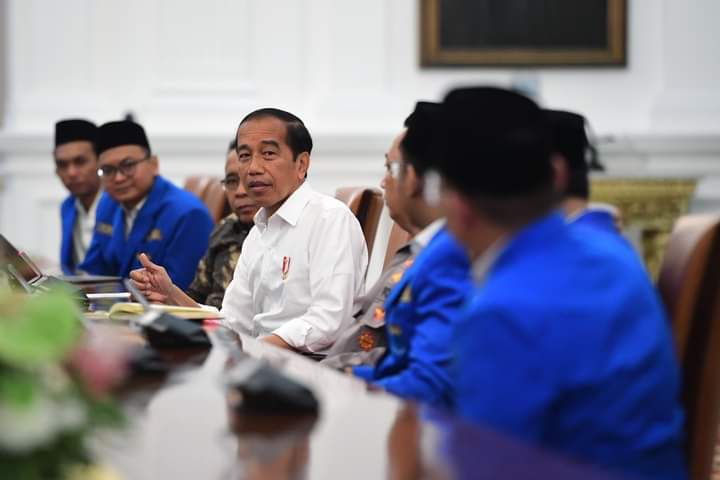 Presiden Jokowi Terima PB PMII di Istana Merdeka