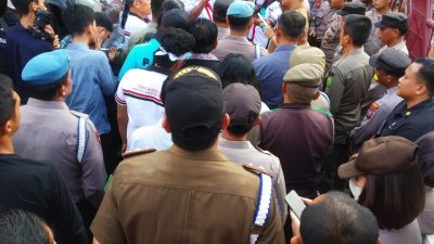 Polsek Patumbak dan Medan Baru Amankan Unras AMSU di Mapolda Sumut dan Kantor Walikota