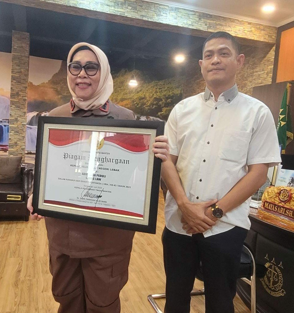 Kejati Banten Beri Dua Penghargaan Sekaligus Kepada Kejari Lebak di Ajang Adhyaksa Award Kejati Banten
