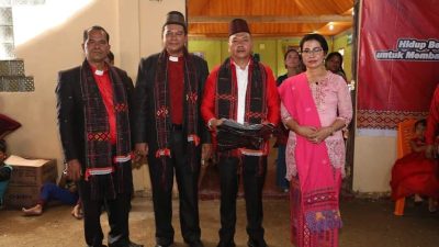 Bupati Taput Hadiri Pesta Pembangunan Gereja GKPA Desa Dolok Saut Muara Tolang