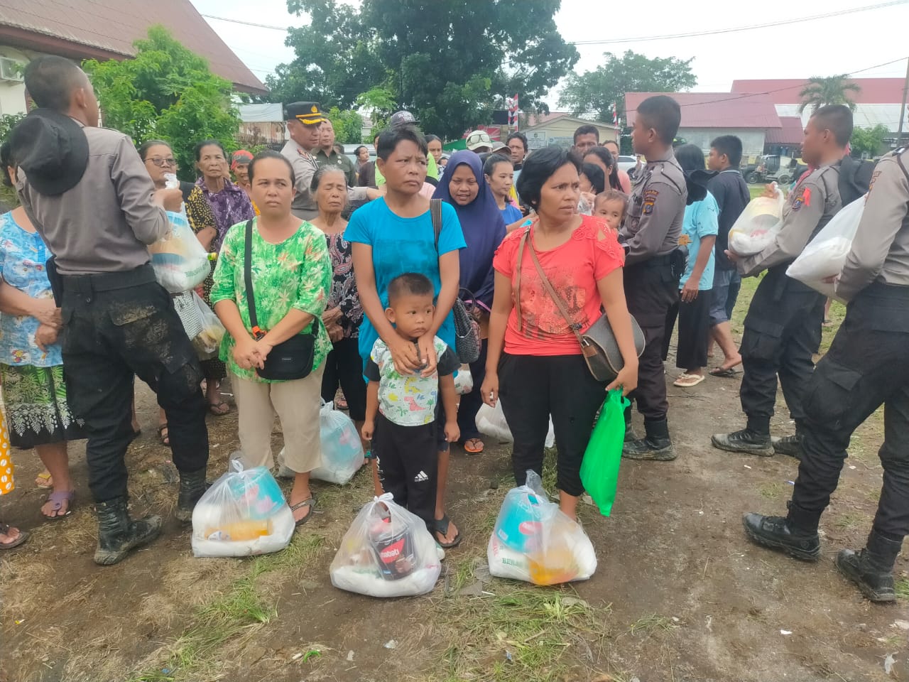 Polsek Delitua Gelar Pengamanan Pembinaan Tradisi Bintara Remaja Angkatan 48 dan Bakti Sosial