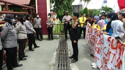 Polrestabes Medan Amankan Unras Bemnus Sumut di Poldasu