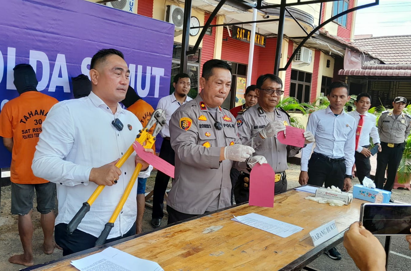 Komplotan Pencuri Mobil Diringkus Polres Tebing Tinggi, 3 Pelaku Diamankan. (Foto/ist)