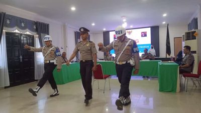 Bripka Charlie di PTDH, Emak - Emak Jermal 15 Berikan Apresiasi Kepada Kapolda Sumut dan Kapolrestabes Medan