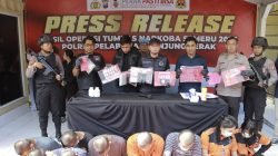 Polres Tanjung Perak Berhasil Ungkap 13 Kasus Narkoba dan Amankan 16 Tersangka