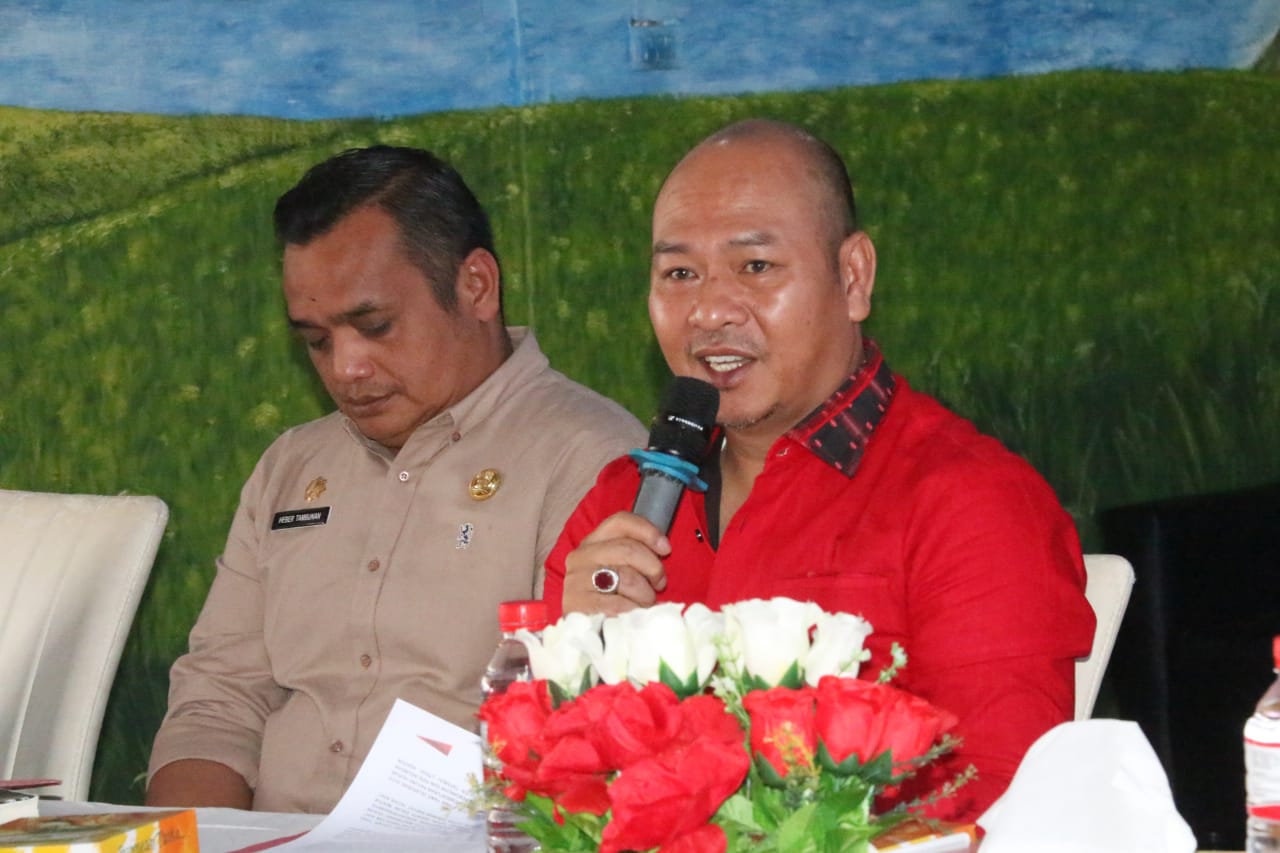 Bupati Taput Resmi Membuka Dialog dan Diskusi Melanjutkan Gotong Royong Melindungi Hak Atas Tanah Masyarakat Hukum Adat