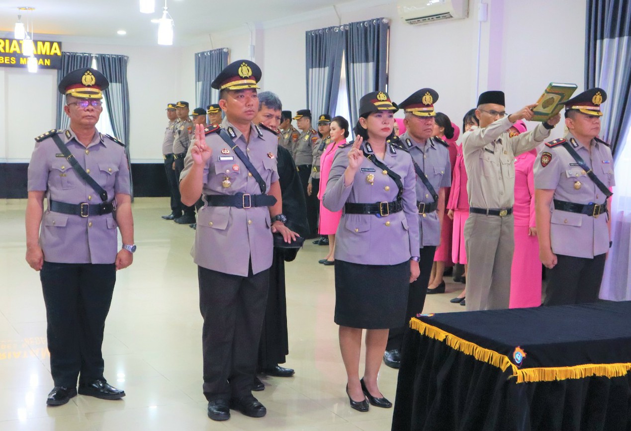 Kapolrestabes Medan Pimpin Sertijab Empat PJU Polrestabes Medan