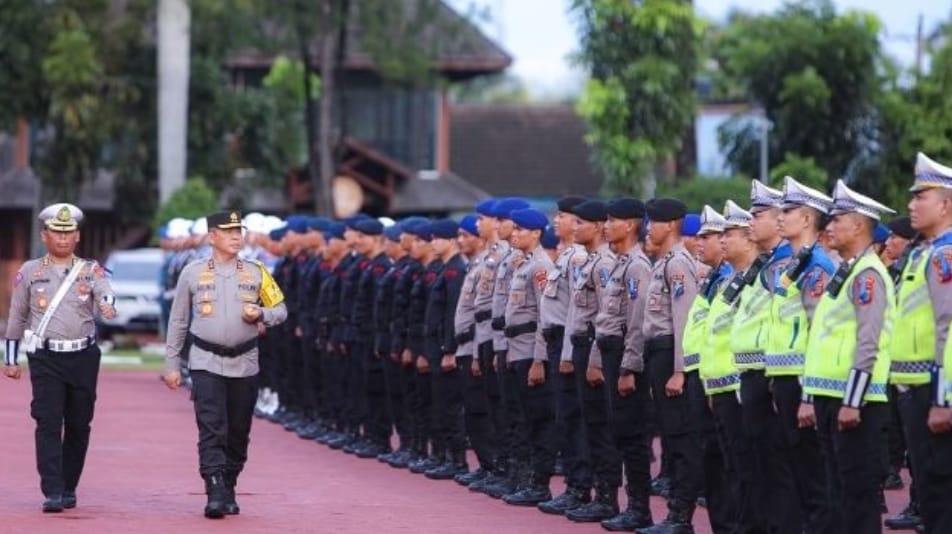 Kapolda Sumut  Pimpin Apel Gelar Pasukan Ops Zebra Toba 2023, Irjen Pol Agung: Tingkatkan Disiplin Berlalu Lintas