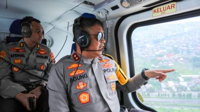 Kapolda Sumut Bersama Danlantamal Patroli Perairan Belawan Dari Udara