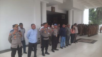 Polrestabes Medan Hadiri Apel Penertiban APK di Kantor Wali Kota Medan