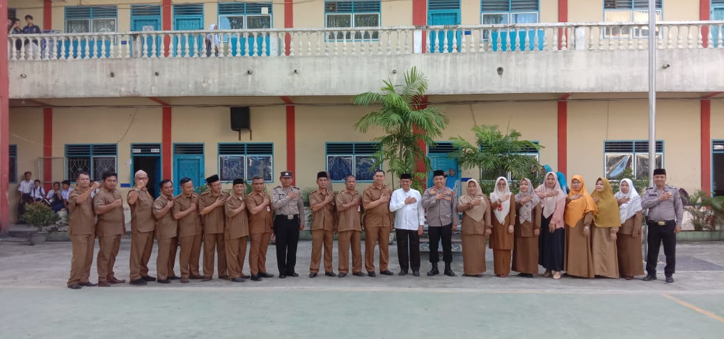 Jadi Irup di Yayasan SMA Istiqlal, Kasat Binmas Polrestabes Medan : Tekankan Jangan Tawuran dan Narkoba