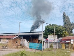 Cemari Udara, Atap Rumah Warga Hitam