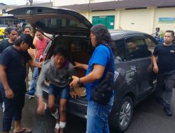 Polrestabes Medan Tembak Begal Sadis di Medan, Tangan Korban Dibacok Hingga Nyaris Putus