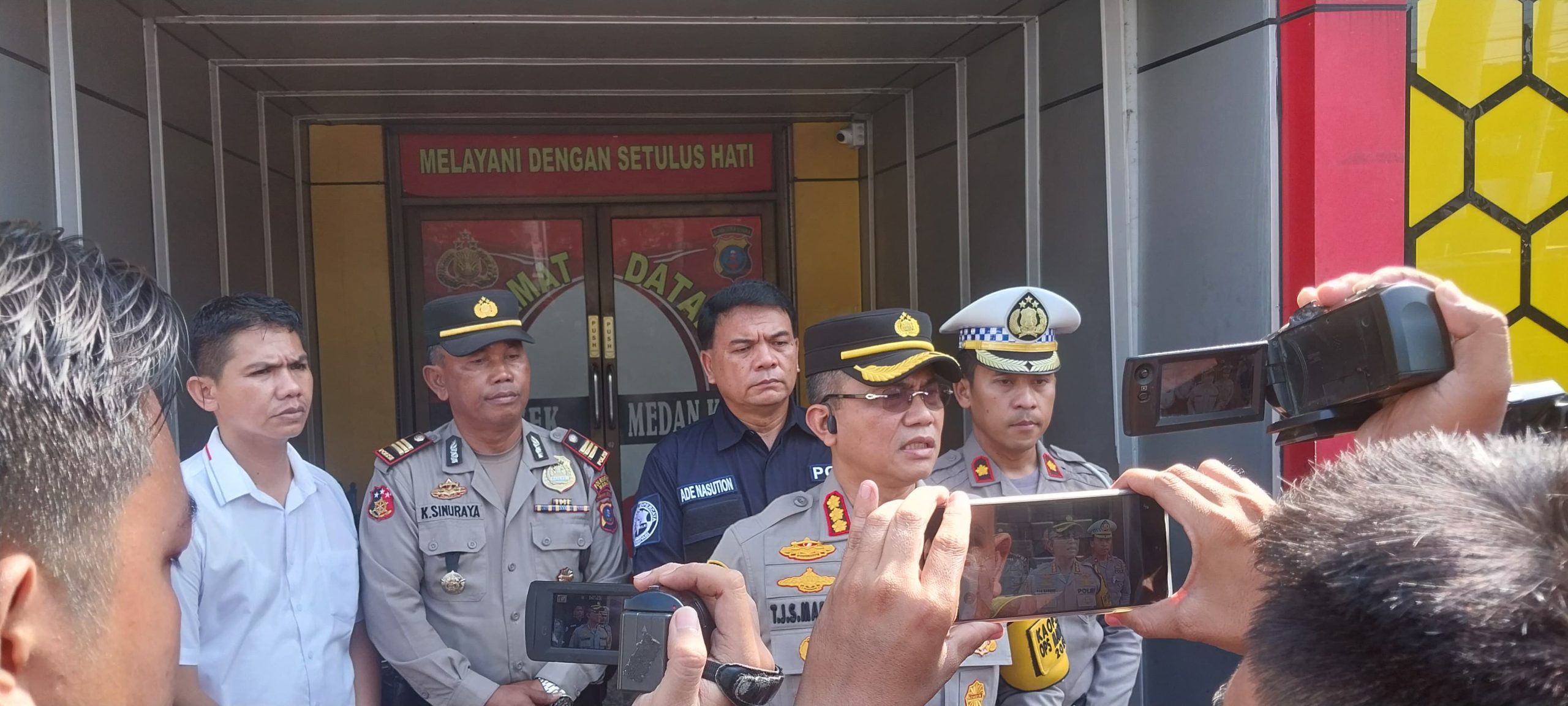 Serang Polisi, Dua Pemuda Diamankan Unit URC Polrestabes dan Polsek Medan Kota