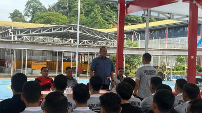 Percepat Langkah, Kalapas Narkotika Kelas IIA Samarinda Theo Adrianus Pimpin Rapat Bersama Jajaran