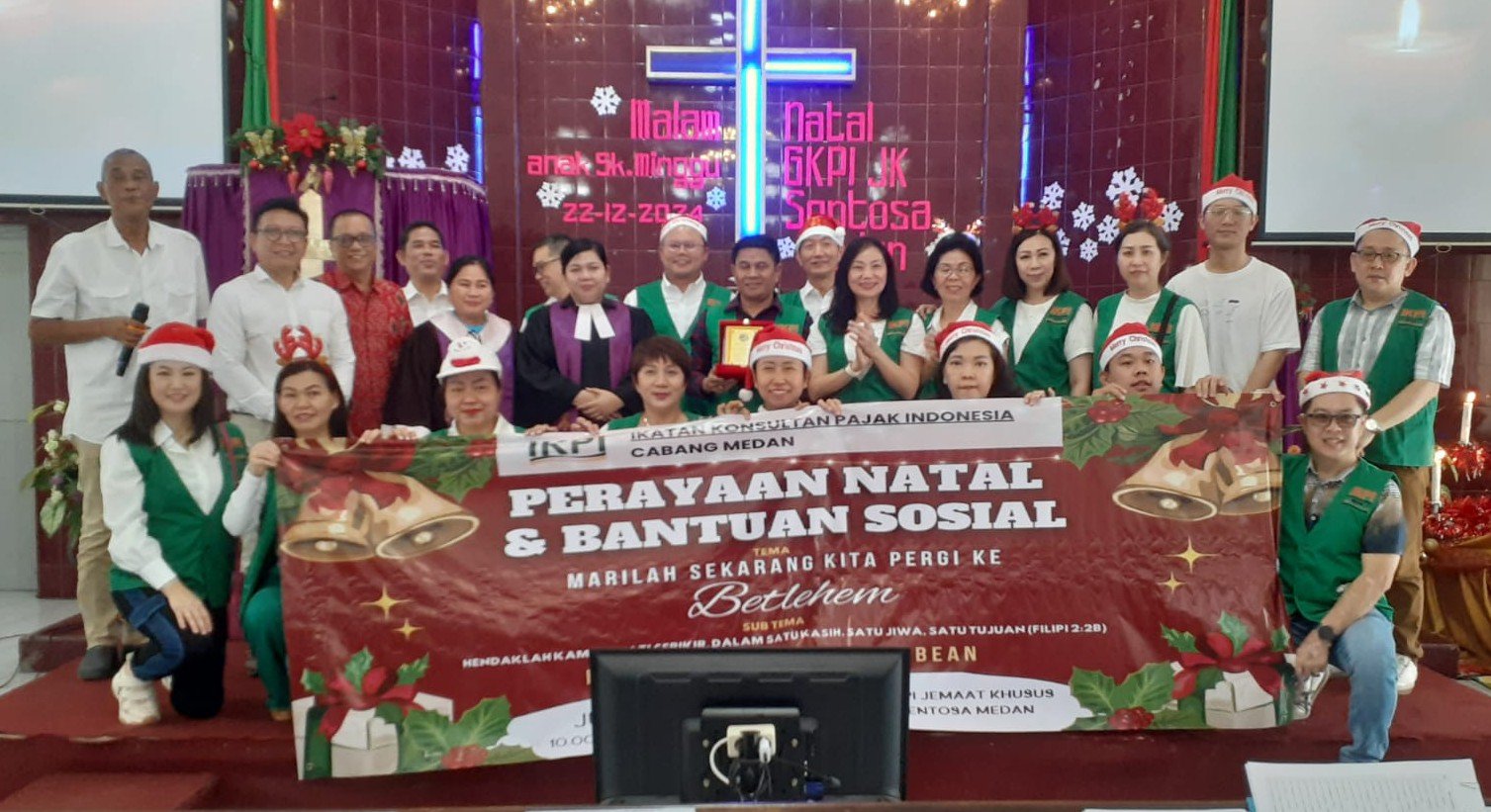 Berbagi Kasih, IKPI Cabang Medan Rayakan Natal Bersama Jemaat GKPI JK Sentosa