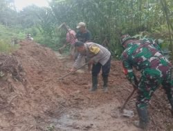 Tanah Longsor di STM Hilir, Polsek Telun Kenas Polresta Deli Serdang Lakukan Tindakan Cepat