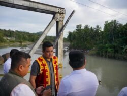 Tinjau Jembatan Ambruk di Nias Barat, Gubsu Bobby Nasution: Kita Bangun Tahun Ini