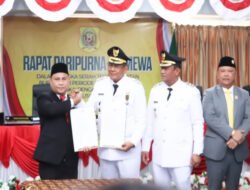 Bupati Dairi Sampaikan Pidato Perdana Pada Rapat Paripurna Istimewa DPRD