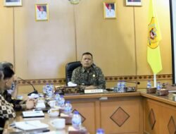 Bupati Dairi Vickner Sinaga Pimpin Rapat Penataan Pasar Sidikalang dan Pasar Sumbul
